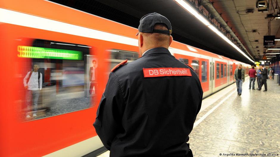 أعطال قطارات ألمانيا تصل وزير النقل الجديد شخصياً وتزيد الضغوط على “دويتشه بان”