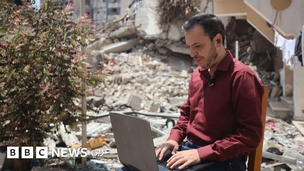 غزة: مبرمجون فلسطينيون يتحدون انقطاعات الكهرباء والإنترنت وحظر قطع الغيار لبناء مستقبل رقمي