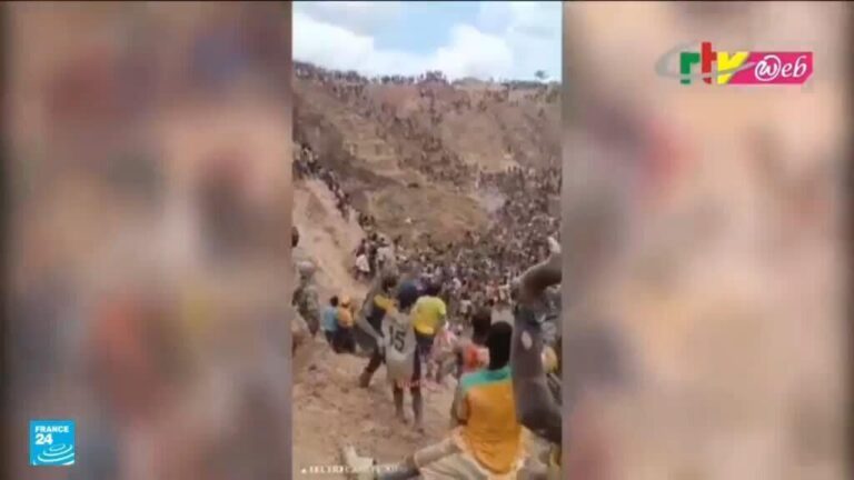 مقتل أكثر من 100 شخص في انهيار منجم ذهب بإفريقيا الوسطى