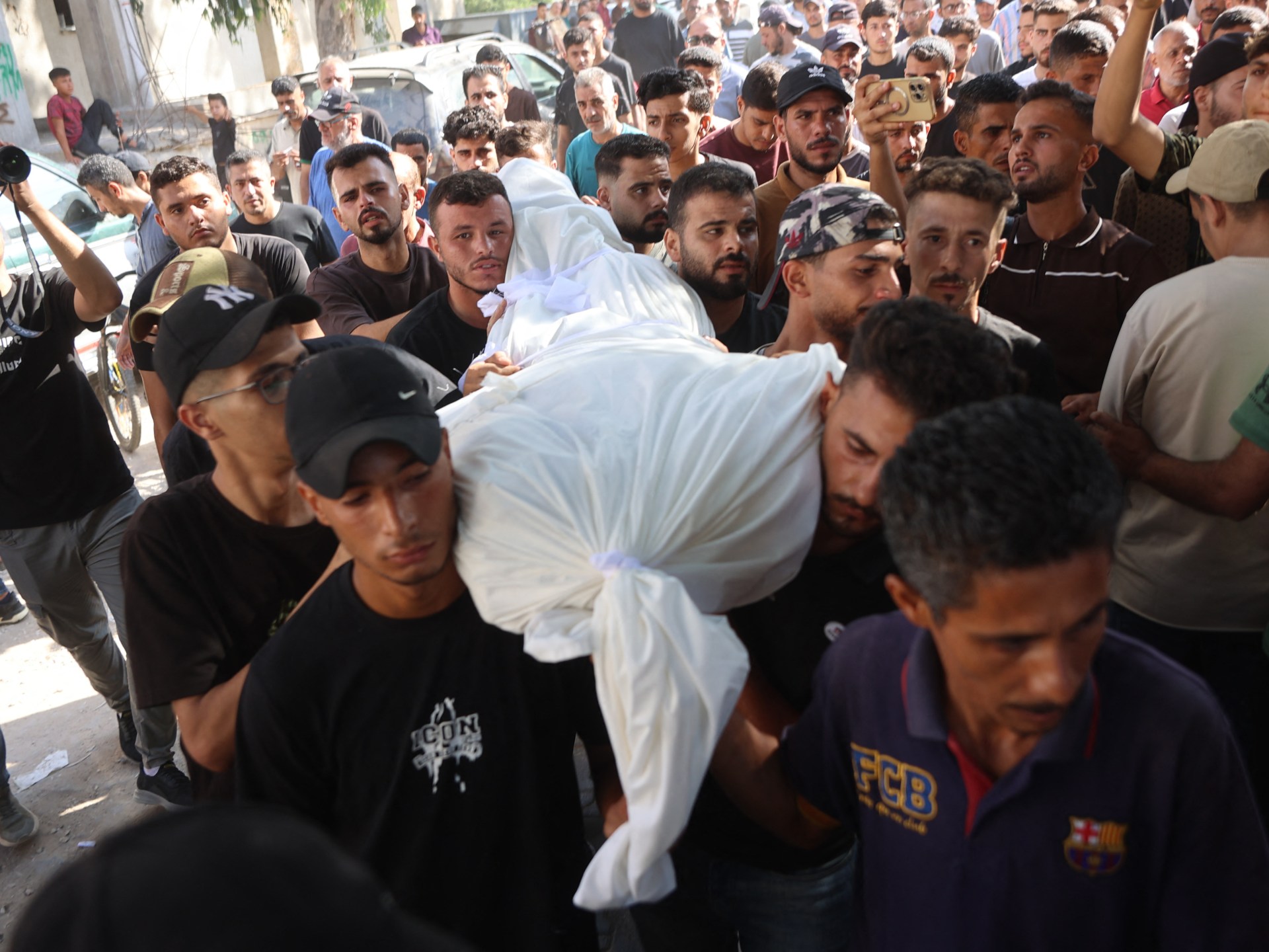 تصعيد إسرائيلي وتعنت حول خريطة الطريق في غزة يهدد تطبيق اتفاق وقف إطلاق النار