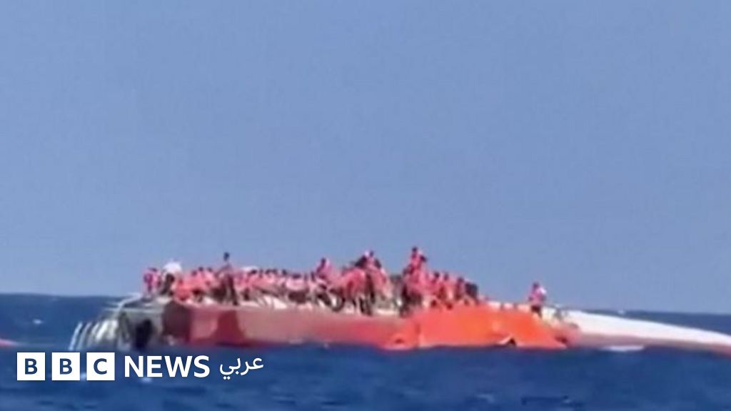 مصرع 7 وفقدان 23 إثر انقلاب عبارة قبالة سواحل شمال قبرص