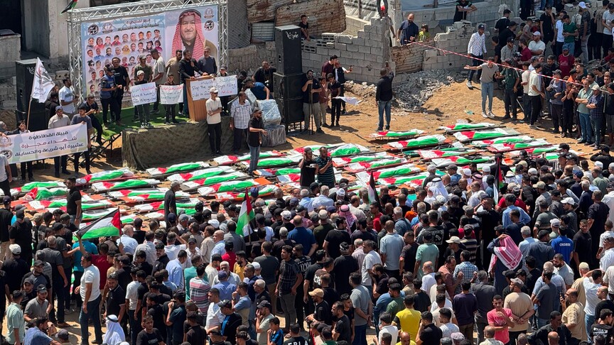 غزة تشيّع رفات 112 فلسطينياً ضحايا قصف إسرائيلي في مجزرة الصبرة قبل أكثر من عامين