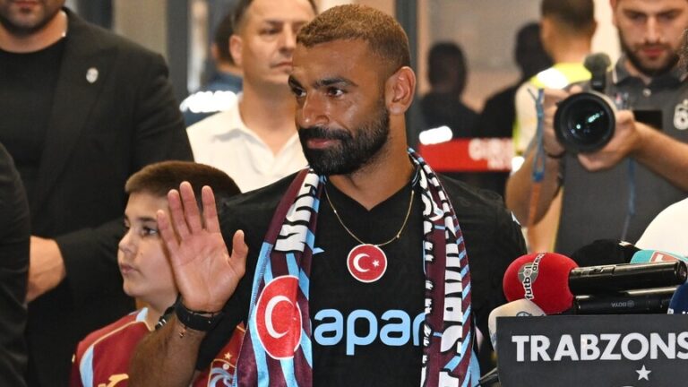 رسميًا.. محمد صلاح ينضم إلى طرابزون سبور التركي لمدة موسمين