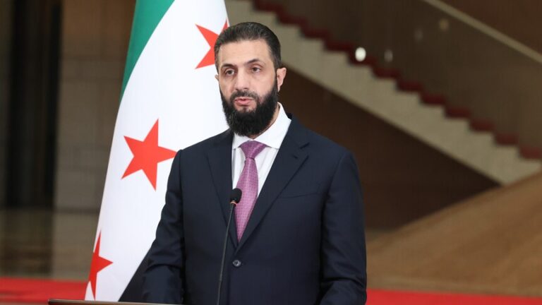 الرئيس السوري أحمد الشرع: إسقاط النظام السابق ضرورة إقليمية وليست محلية فقط