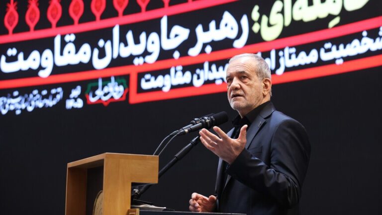 بزشكيان يؤكد دعم إيران لتنفيذ مذكرة التفاهم مع الولايات المتحدة والتزامها الكامل ببنودها