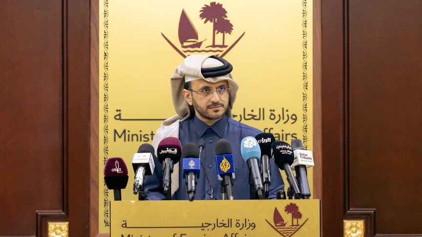 قطر تدعو إلى زيادة الضغط على إسرائيل وتؤكد التزام حماس باتفاق غزة