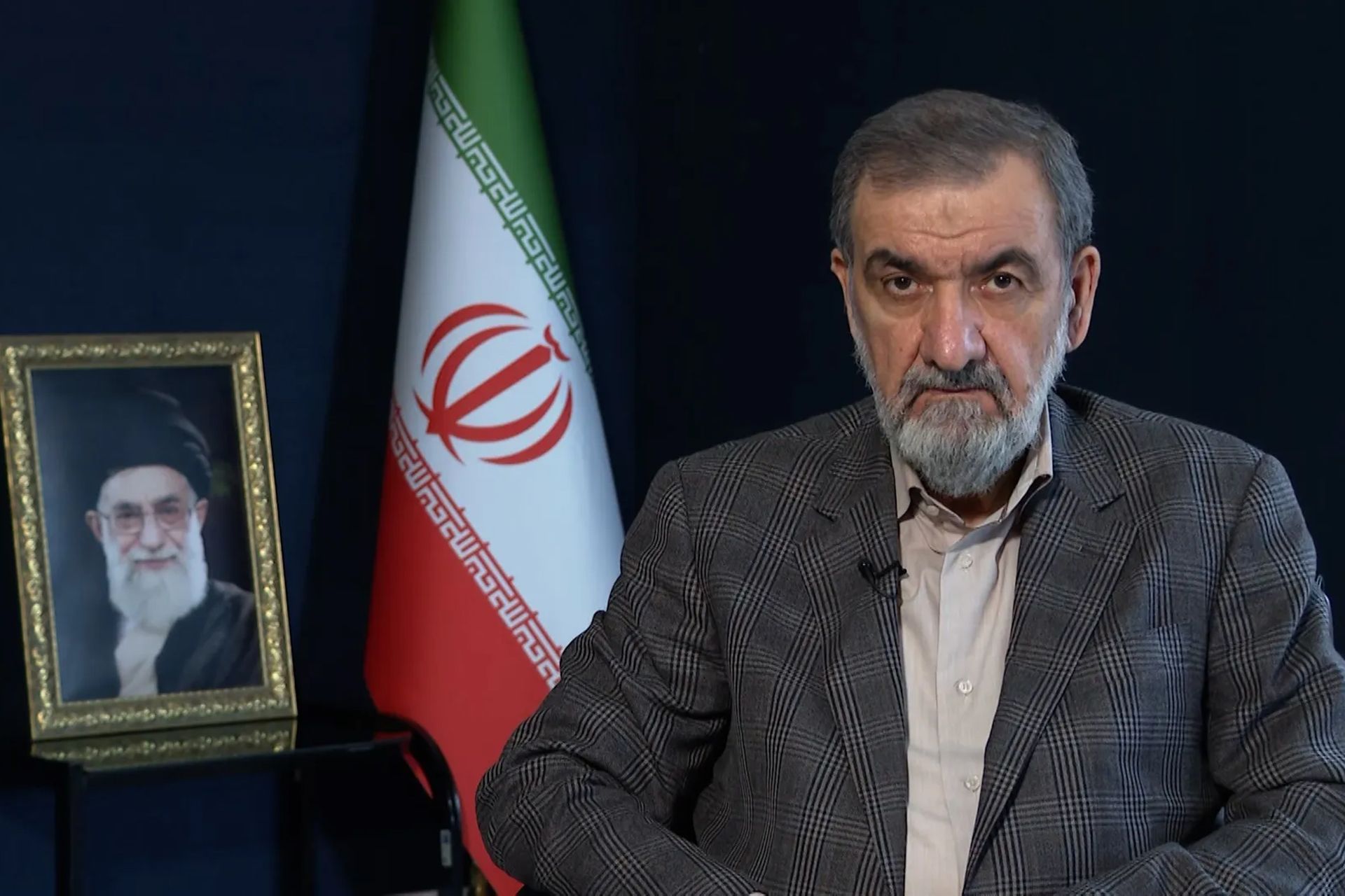تعيين محسن رضائي أمينًا لمجلس الأمن القومي الإيراني: رجل الحرب بين التشدد والتفاوض