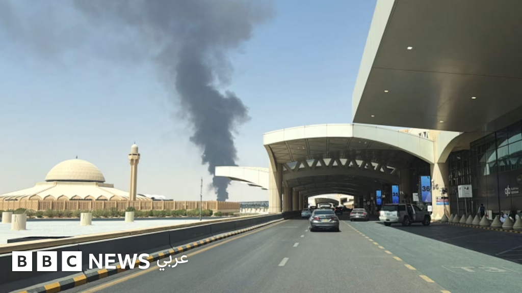 الحوثيون يعلنون هجمات صاروخية وطائرات مسيرة على الرياض وأرامكو في ينبع