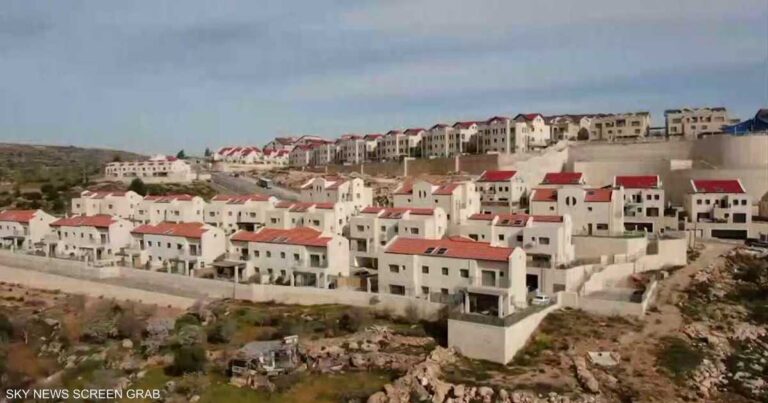 بريطانيا تحظر استيراد منتجات المستوطنات الإسرائيلية وتلقى ترحيبًا فلسطينيًا وغضبًا إسرائيليًا
