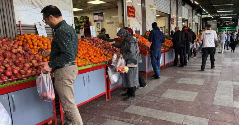 إيران تواجه تداعيات الحرب الاقتصادية.. أزمة واسعة في حياة المواطنين