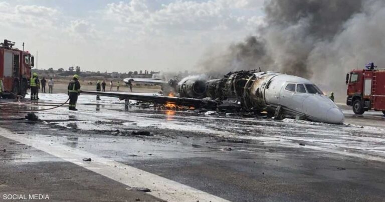 حبس قائد ومساعد طائرة بعد تحطمها في مصراتة بسبب قيادة تحت تأثير الكحول
