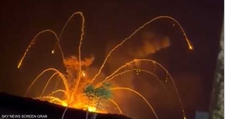 انفجارات ضخمة ومتتالية في مستودع أسلحة بريف حلب الجنوبي