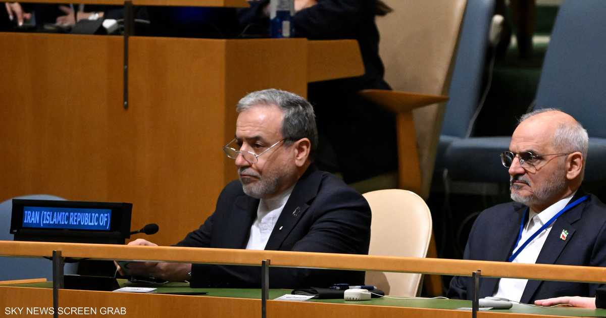 إيران تقدم مقترحًا لاستئناف المفاوضات مع واشنطن وإعادة فتح مضيق هرمز