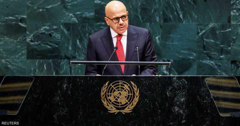 الزياني يؤكد أن الاعتداءات الإيرانية على الخليج والأردن انتهاك صارخ للقانون الدولي