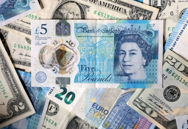 غموض خطاب وزير المالية البريطاني يضغط على الجنيه الإسترليني أمام الين