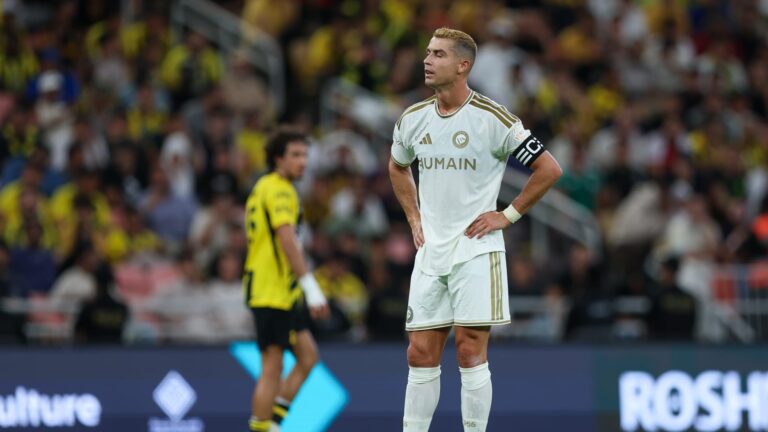 رد فعل كريستيانو رونالدو بعد خسارة النصر أمام الاتحاد