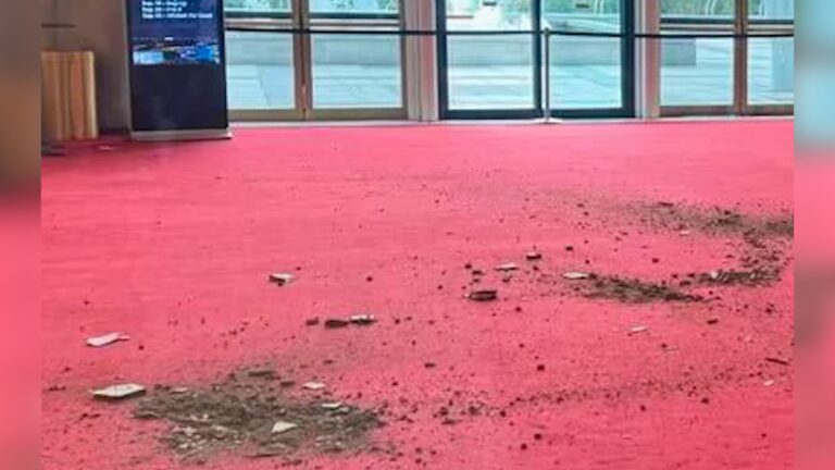 انهيار جزئي في سقف مركز كينيدي يبرز الحاجة لتحديثات عاجلة وفق إدارة ترامب