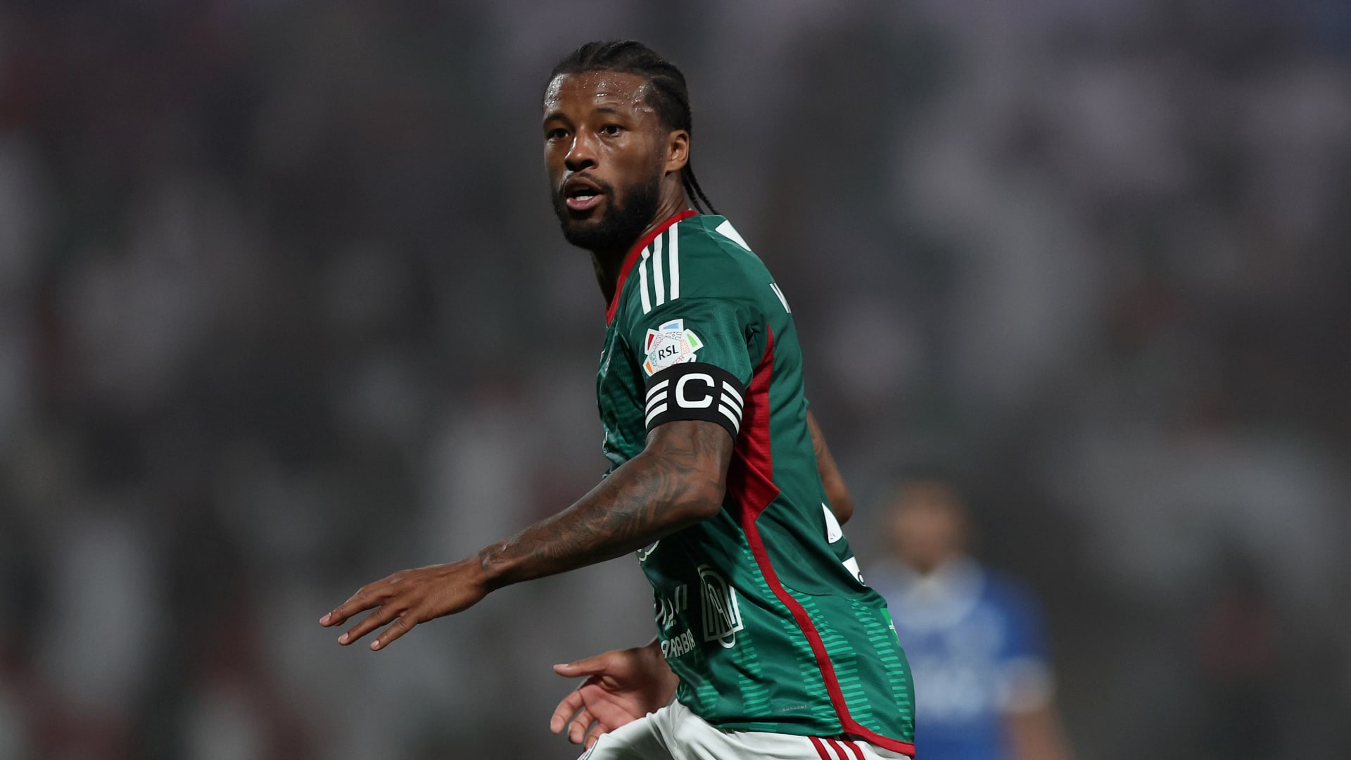 في الحدث الرياضي السعودي.. فينالدوم ينتقل إلى نادي الاتحاد ويوقع عقده الجديد