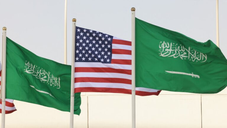 حصري: الولايات المتحدة توسع دعمها الاستخباراتي وتحديد الأهداف للحملة السعودية على الحوثيين في اليمن