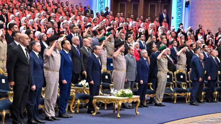السيسي يؤكد نجاة مصر في 2011 ويحذر من استمرار محاولات الإضرار بالدولة