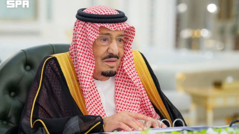العاهل السعودي يوجه بتسمية جامع باسم الملك المؤسس شمال الرياض