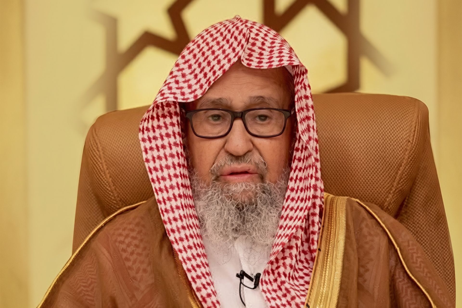 مفتي السعودية يهاجم الحوثيين ويصدر بيانًا داعمًا لقوات التحالف والمرابطين