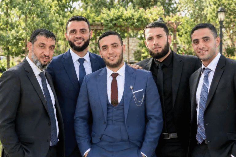 استشهاد الفلسطيني إبراهيم محسن بصاروخ إسرائيلي وهو يزور قبر أخيه في قطاع غزة