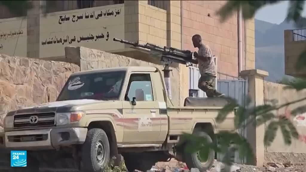 الحوثيون يتهمون السعودية بشن غارات جوية وصواريخ كروز على محافظات يمنية