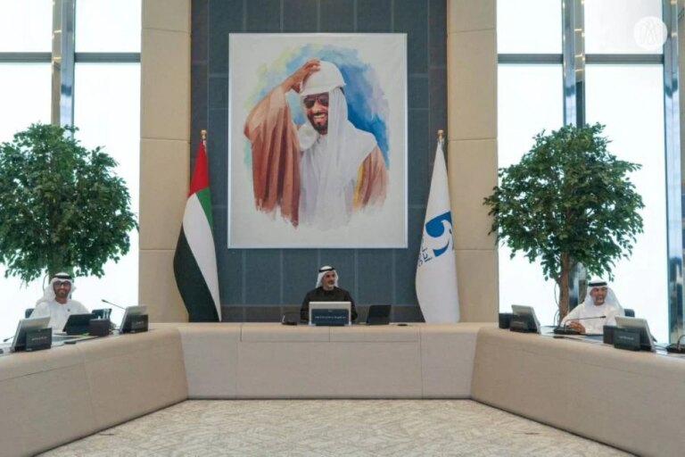 ولي عهد أبوظبي يشيد بمرونة أدنوك وقدرتها على تلبية احتياجات العملاء في ظل تحديات قطاع الطاقة