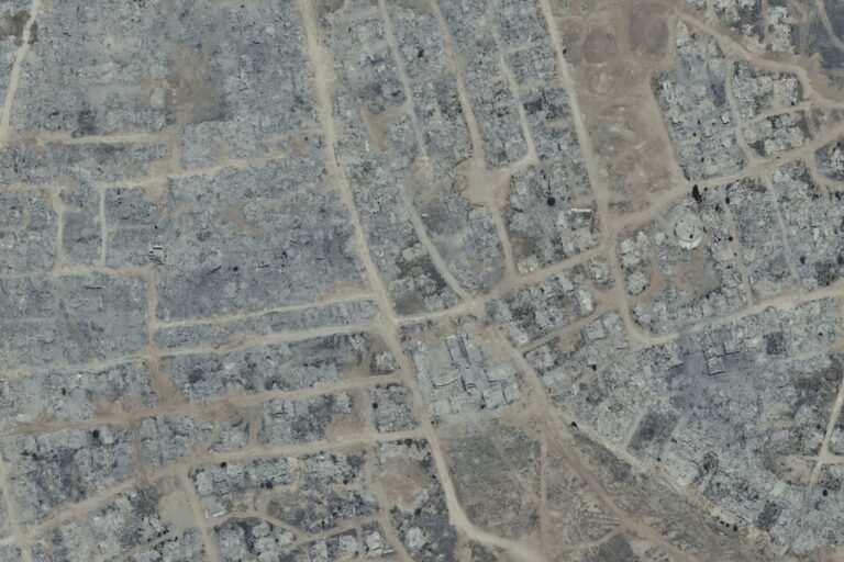 صور فضائية إسرائيلية تكشف الدمار ونقاط التمركز العسكري في شمال غزة بعد رفع الحجب