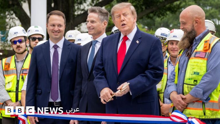 مؤسسات إعلامية أمريكية كبرى تقاطع التغطية المشتركة للرئيس ترامب بعد حظر دخولها البيت الأبيض