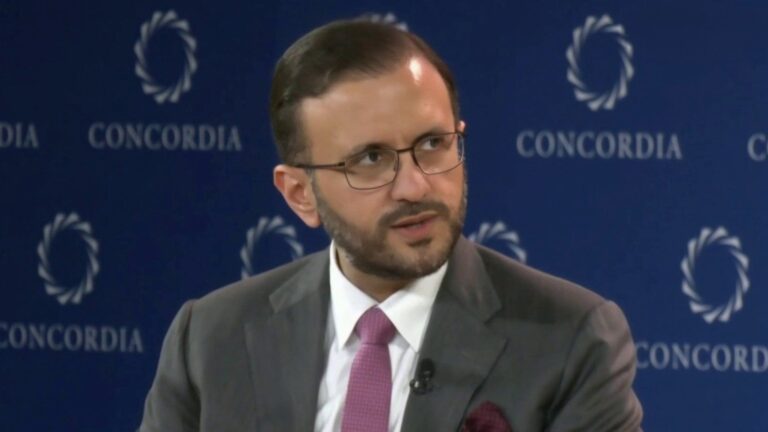 الأنصاري: قطر تدعم تسهيل اتفاق أمريكي إيراني لبدء مفاوضات وتأكيد ضمان عمل مضيق هرمز