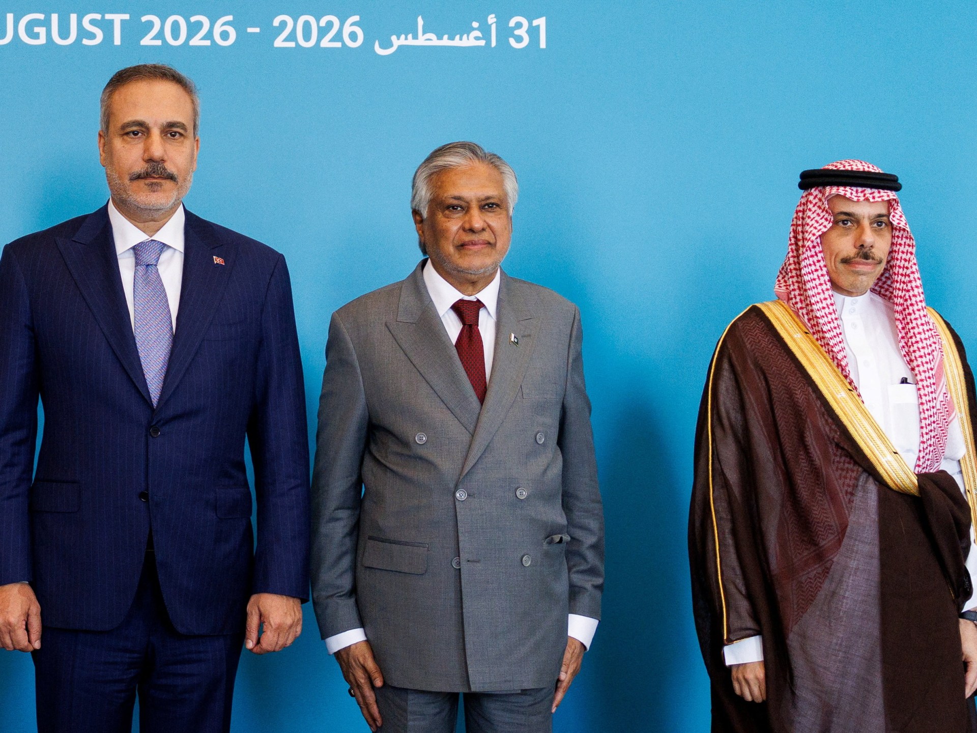 وزراء خارجية السعودية وتركيا وباكستان يناقشون ترتيبات اجتماع عاجل لرؤساء الأركان لدعم اتفاقية مكة الدفاعية