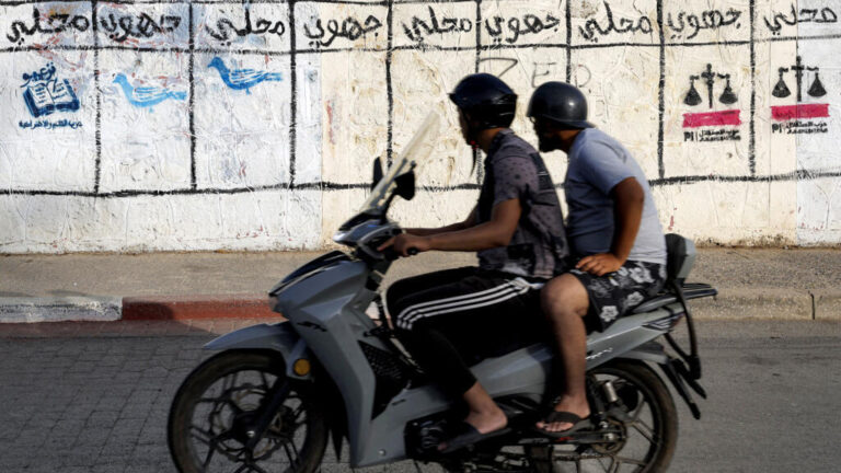 محمد الطوزي: غياب قضايا كبرى مثل الهجرة وحقوق الإنسان عن السجال الانتخابي المغربي
