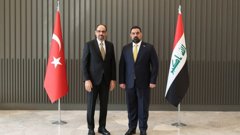 إبراهيم قالن يلتقي هيبت الحلبوسي في أنقرة لتعزيز التعاون الأمني والاستراتيجي بين تركيا والعراق