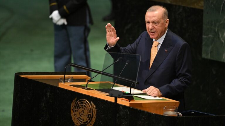 أردوغان يدعو لإصلاح مجلس الأمن الدولي ويشدد على ضرورة إعادة بناء الثقة في الأمم المتحدة