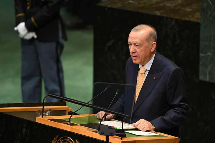الرئيس أردوغان ينتقد إسرائيل ويصف ما يجري في فلسطين بعقلية إبادة جماعية