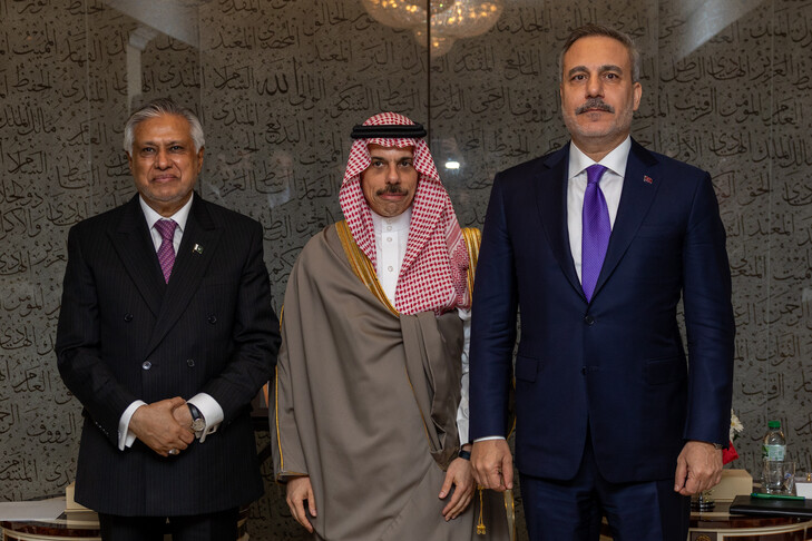 تركيا والسعودية وباكستان تتباحث استعدادات تفعيل اتفاقية مكة للدفاع المشترك