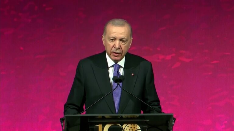 أردوغان: تركيا فاعل عالمي يحظى بالإشادة في الصناعات الدفاعية