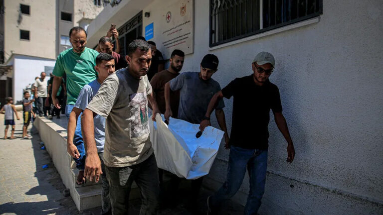 وزارة الصحة بغزة تؤكد مقتل فلسطينيين وارتفاع ضحايا الإبادة الإسرائيلية إلى 73,786 شهيدًا