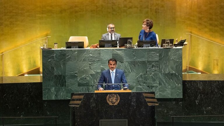 أمير قطر يدين إبادة غزة ويكرر دعوته لوقف العدوان الإسرائيلي وفتح مضيق هرمز