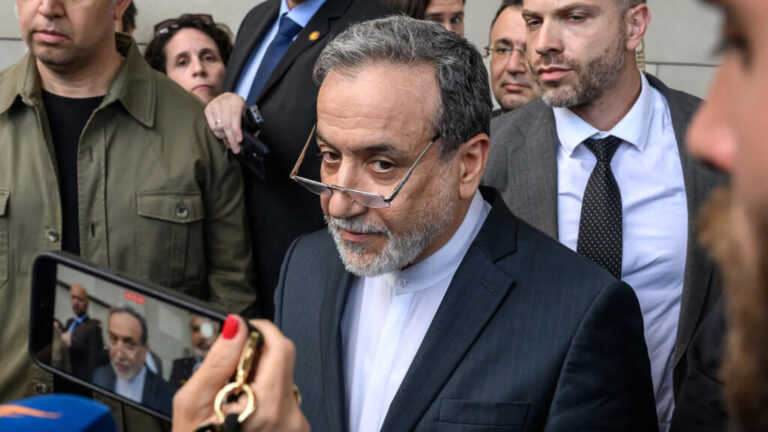 عراقجي: طهران لم تتلق ردًا من السعودية أو الحوثيين على مبادرة الوساطة لإنهاء القتال