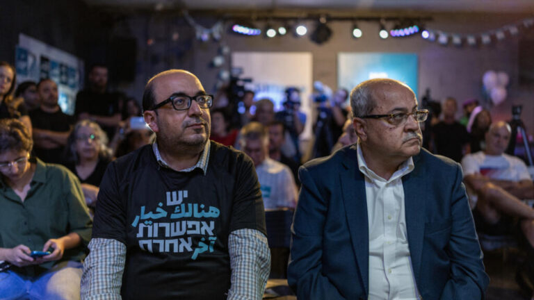 القوائم العربية والانتخابات الإسرائيلية: هل تغير المعادلة وتطيح بنتنياهو؟