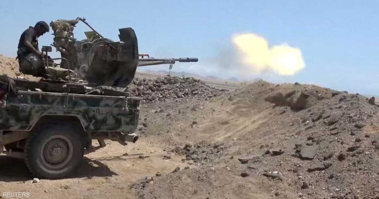 مواجهات عنيفة في تعز وسقوط عشرات القتلى والجرحى بين القوات الحكومية والحوثيين