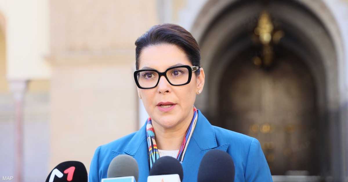 حكومة المنصوري تنبثق بتشكيلة نسائية وشبابية وتتوزع بين أحزاب مغربية متعددة