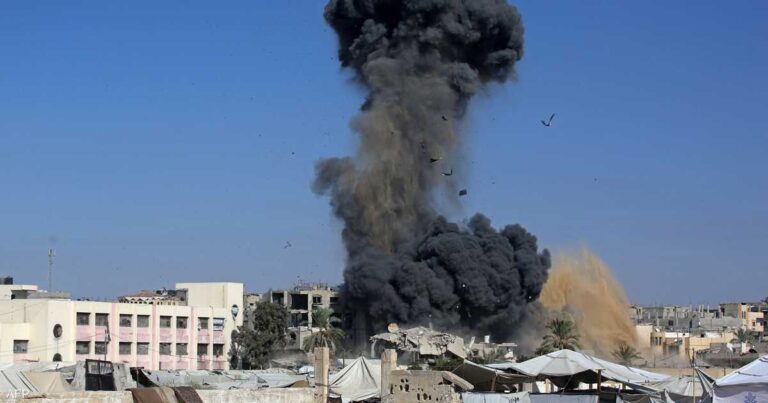 قطاع غزة يشهد سقوط قتلى وجرحى جراء هجمات إسرائيلية متفرقة وتكثيف إطلاق النار على مواصي رفح
