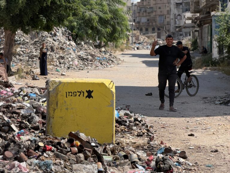 تمدد “الخط الأصفر” في غزة: هل تتحول التهدئة إلى تقسيم دائم؟