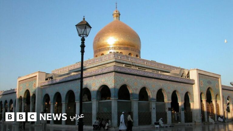 رئيس وزراء العراق يزور مقام السيدة زينب في دمشق ويتبرع بملايين الدولارات لدعم المرقد والجامع الأموي