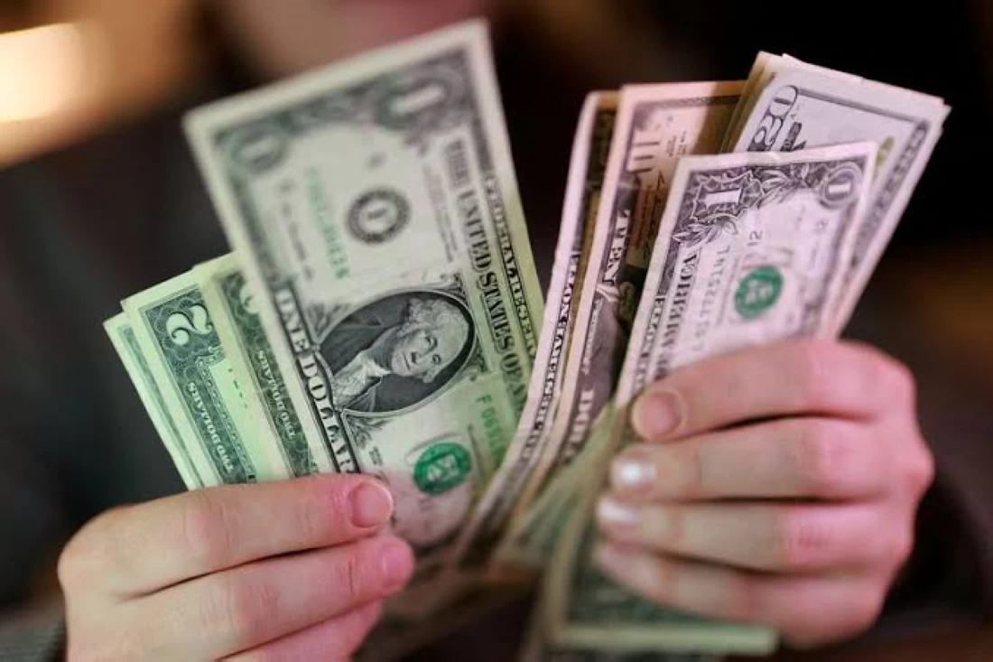 تراجع تداول السندات يضغط على إيرادات بنوك وول ستريت وسط تقلبات أسعار الفائدة