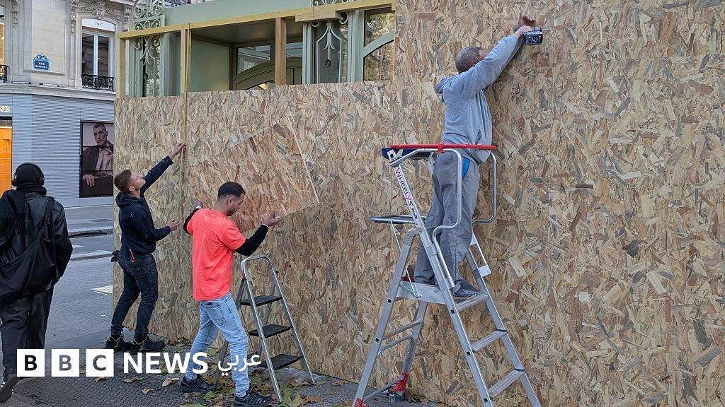 فرنسا تستعد لموجة جديدة من الاحتجاجات بعد أسبوع من الاضطرابات الواسعة